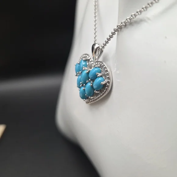 S/S Seeping Beauty Turquoise Heart Pendant Necklace. 18" With 2" Extender - Picture 2 of 8